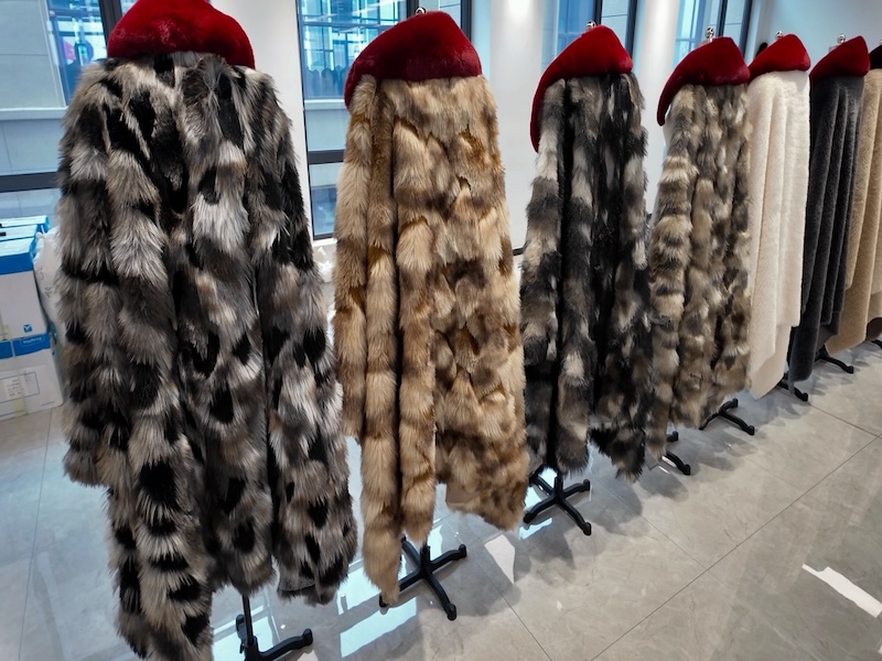 3-TONE TIP-DYED FAUX FUR COLLECTION FOR 27/28